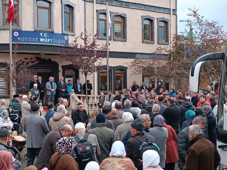 Yozgat’tan ilk Hac kafilesi dualarla uğurlandı
