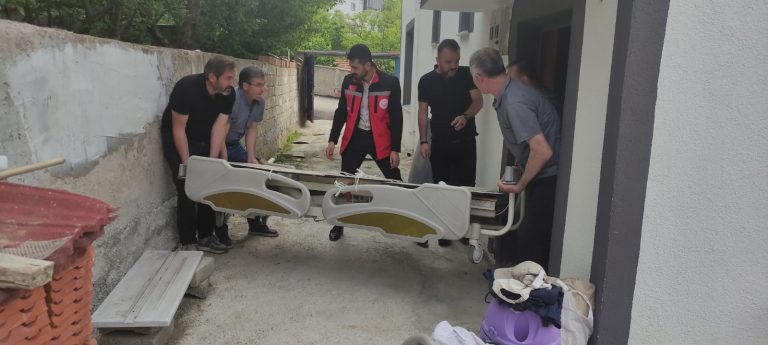 Arif Topal’dan engelli Muhittin Demir’e destek