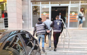 Narkoçelik operasyonunda 10 şüpheli tutuklandı