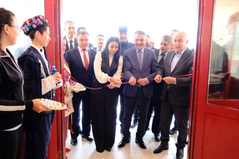 Vali Özkan: Toplumumuzun tüm kesimi destek olmalı