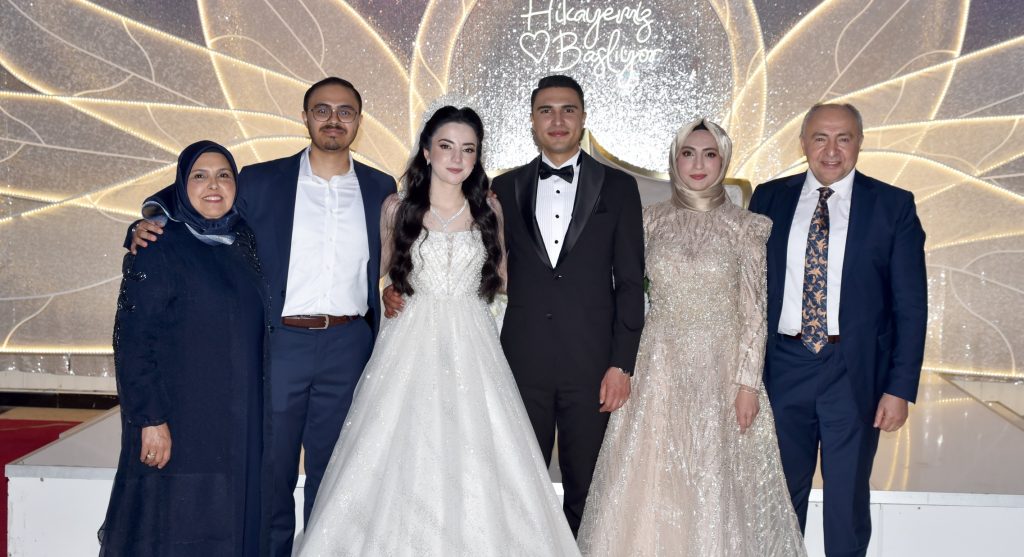 Ahmet Batuhan ve Rumeysa çiftinin mutlu günü