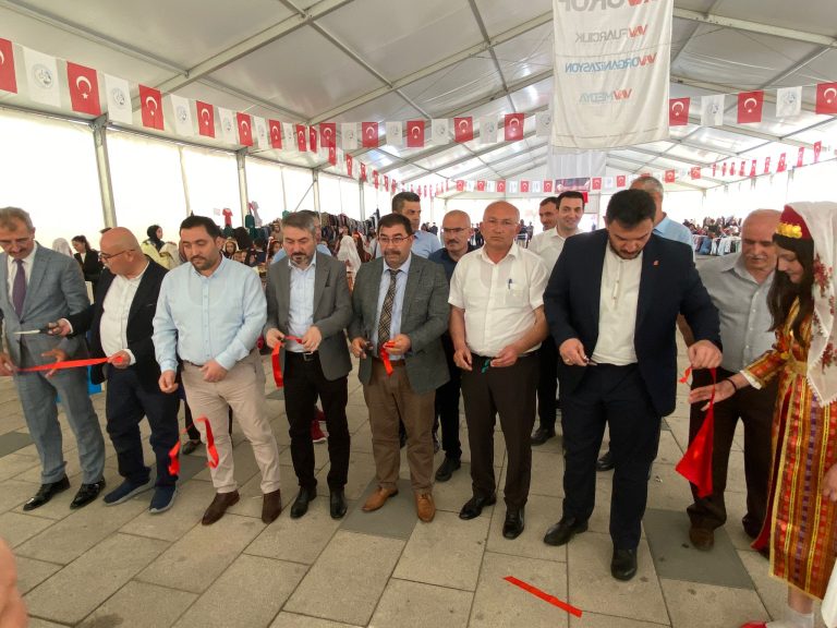 Hayat Boyu Öğrenme Haftası kutlama programı yoğun ilgi gördü