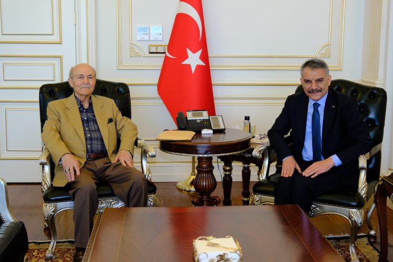 Eski Bakan Üşenmez’den Vali Özkan’a ziyaret