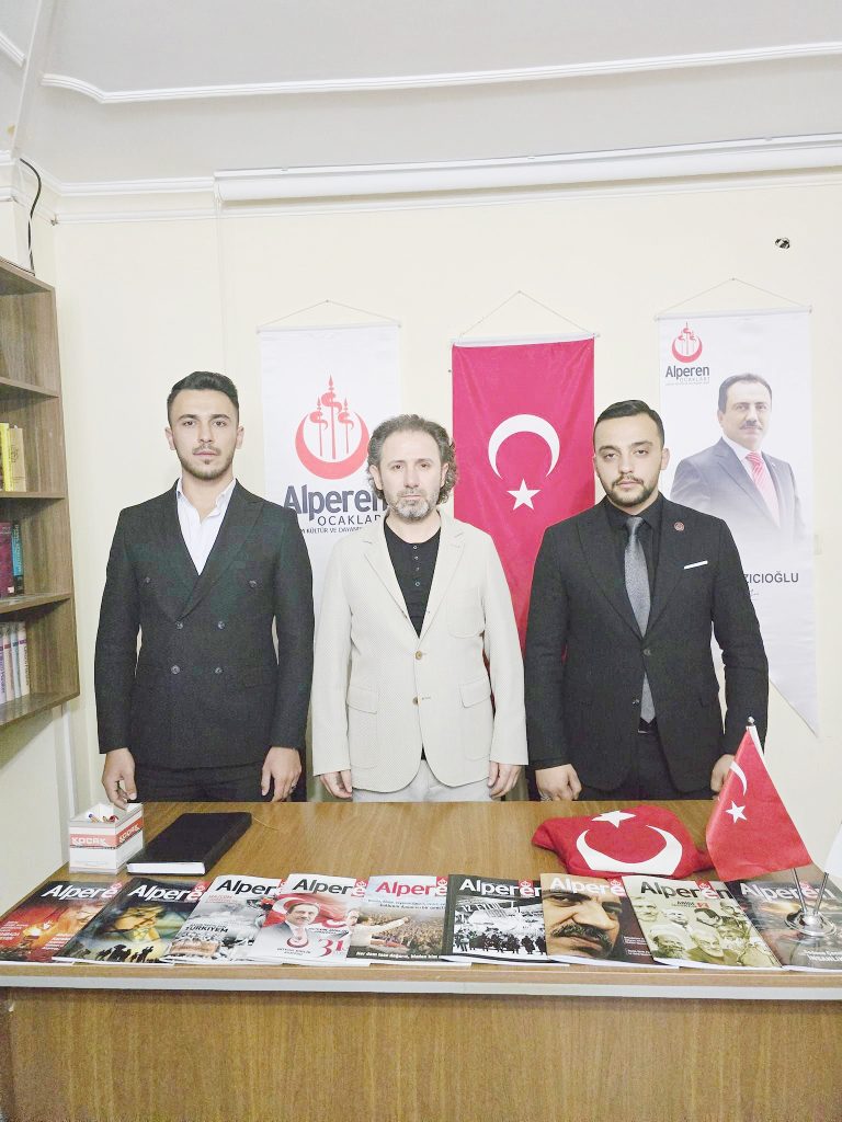 Alperen Ocaklarında devir teslim