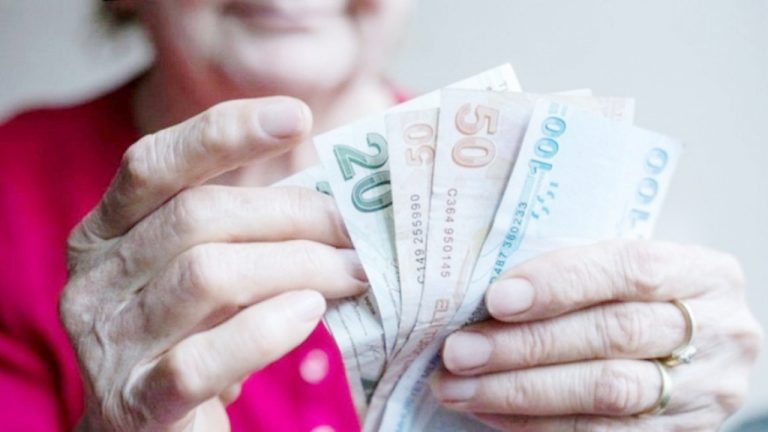 Emeklilerin 4 aylık zam farkı belli oldu