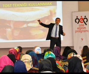 “21 Yüzyılda Anne Baba Olmak” kitabı yine dereceye girdi