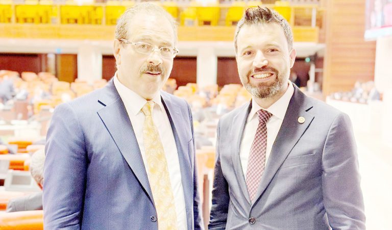 Akgül ve Şahan, duyurdu