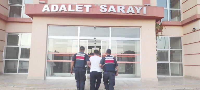 Aranan şahıs yol kontrolünde yakalandı