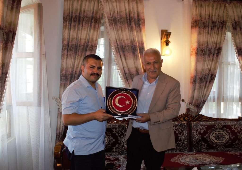 Akdağmadeni’n de 2 yıllık toplu iş sözleşmesi sevinci