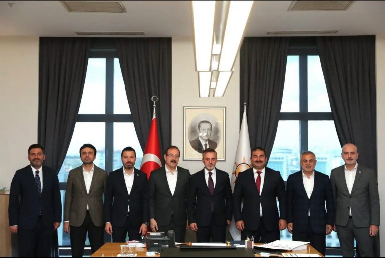 AK Parti 8. Olağan Büyük Kongre süreci başlıyor