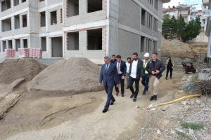 Vali Özkan, İnşaat alanlarını yerinde inceledi