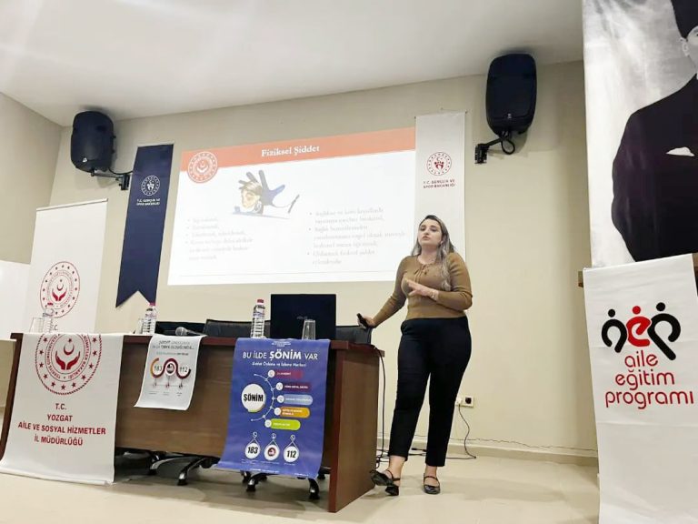 Yozgat’ta Öğrencilere “Evlilik Öncesi Eğitim” semineri
