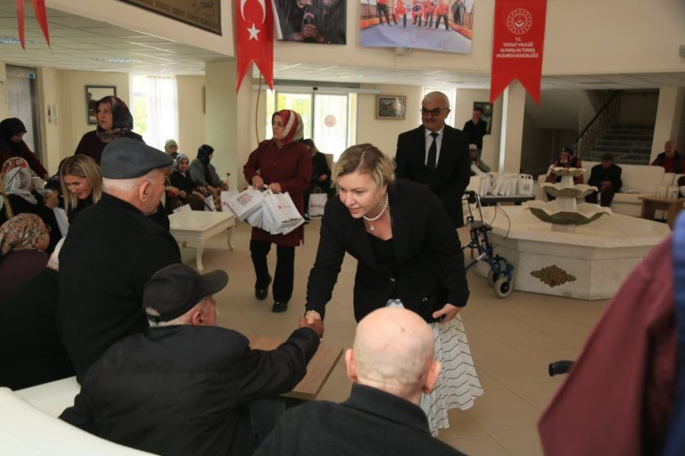 Arzu Özkan’dan anlamlı ziyaret