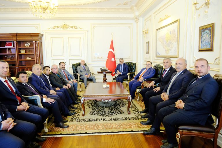Yılmaz ve AK Parti Teşkilatından Vali Özkan’a ziyaret