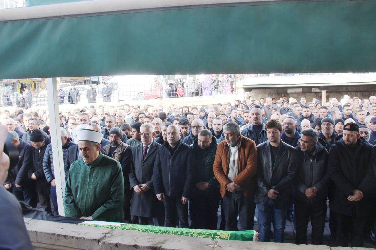 Yaşar Güder toprağa verildi