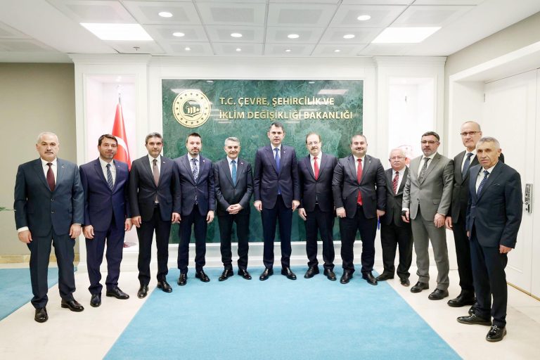 Yozgat’ın ihtiyaçları bakan kurum’a sunuldu