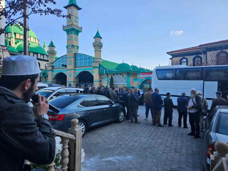 Yozgat’tan Umre yolcuları dualarla uğurlandı