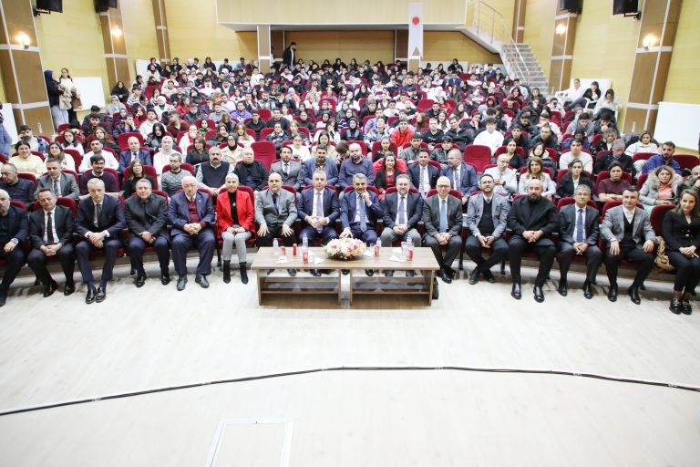 Şahbaz’dan gençlere ‘hayal ve hedef’ tavsiyeleri