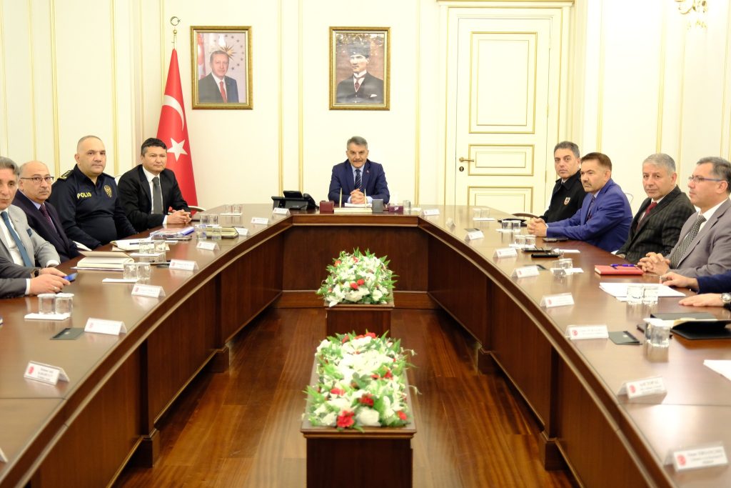 Yılbaşı tedbirleri toplantısı yapıldı