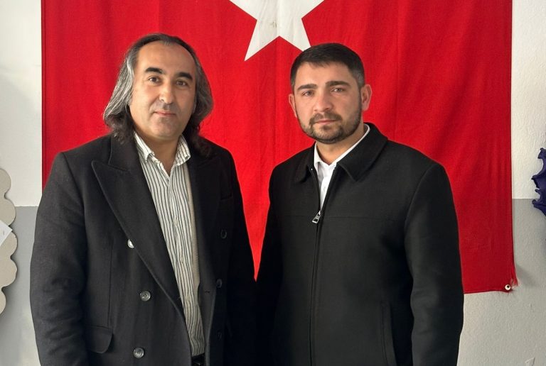 Aydoğmuş’tan , Anahtar Parti İlçe Başkanı Ünlü’yü ziyaret