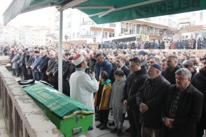 Ömer Akses toprağa verildi