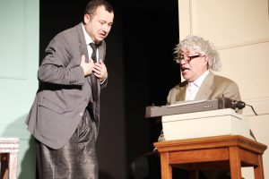 Şehir Tiyatrosu perdelerini açtı