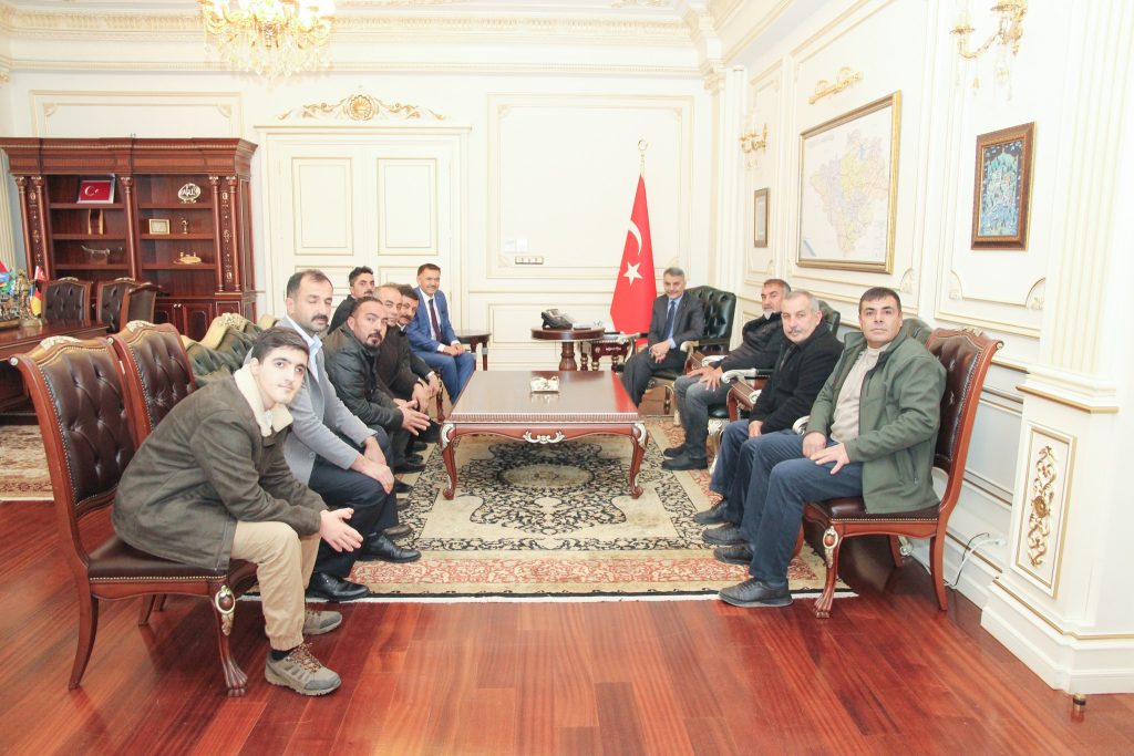 Muhtarlardan Vali Özkan’a ziyaret