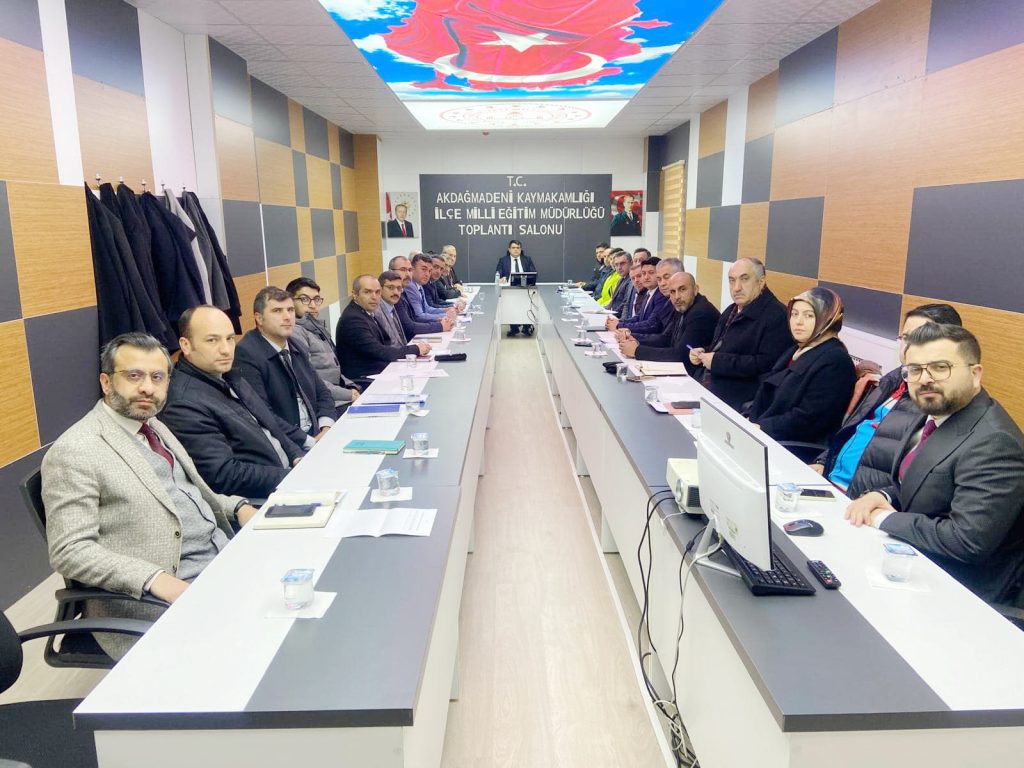 Akdağmadeni’nde kamu hizmetleri değerlendirildi