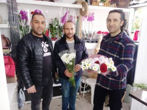 Çiçekçilerin Sevgililer Günü mesaisi başladı