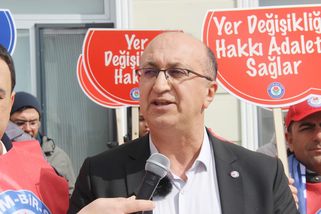 Eğitim-Bir-Sen: Üniversite çalışanlarının taleplerini dile getirdi