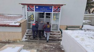 Aranan 3 şahıs yakalandı