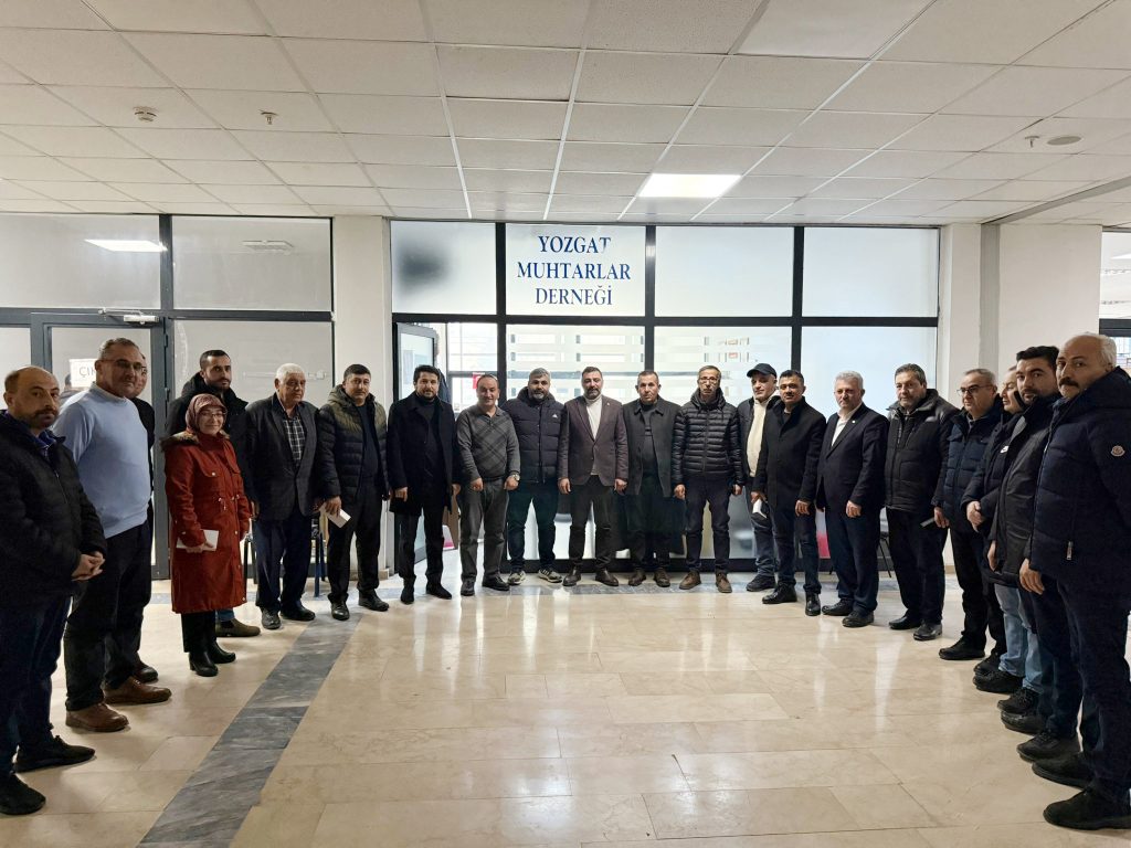 Irgatoğlu, mahalle muhtarlarıyla bir araya geldi