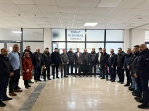 Irgatoğlu, mahalle muhtarlarıyla bir araya geldi