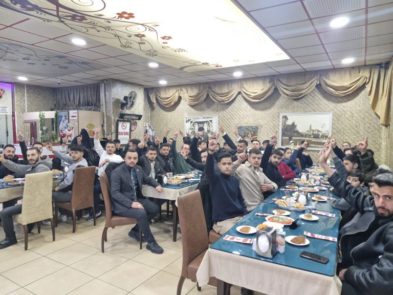 Alperen Ocakları Yozgat İl Başkanlığı, ilk iftarı öğrencilerle yaptı