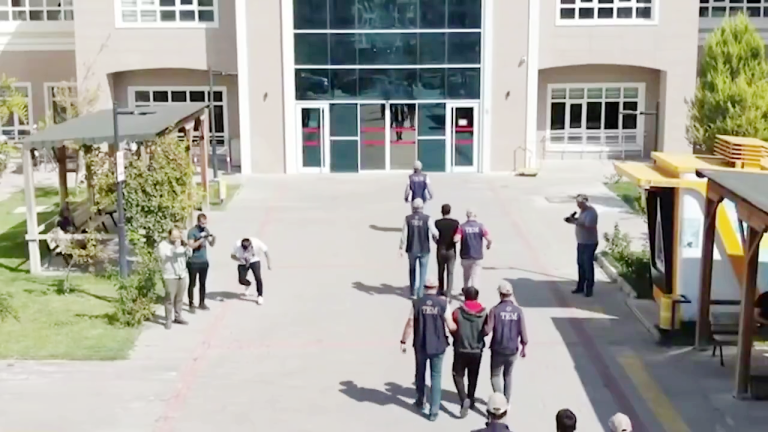 DAEŞ operasyonu 3 şahıs tutuklandı