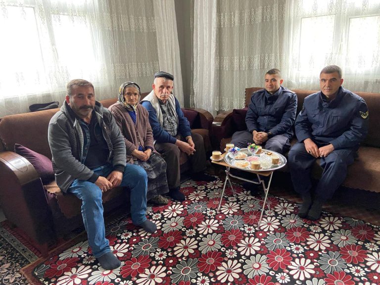 Jandarma’dan şehit aileleri ve gazilere ziyaret