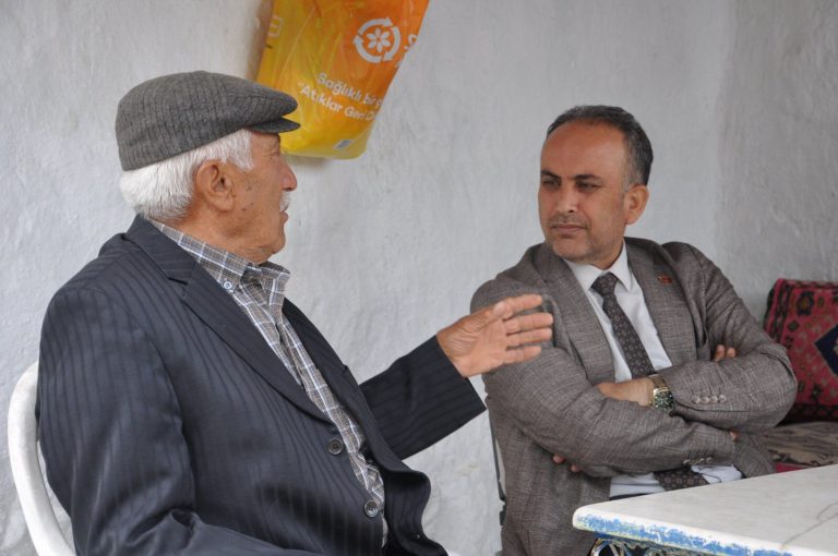 Topal’dan Şehit Ailelerine ziyaret