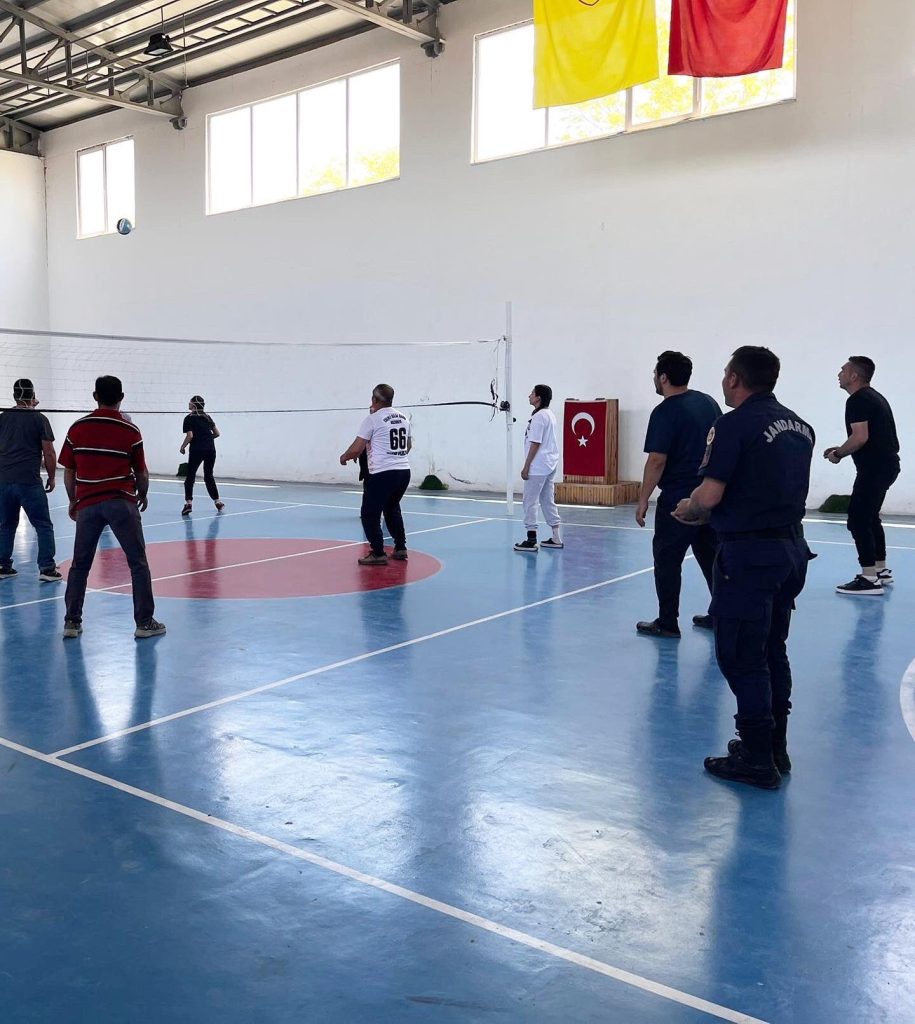 Huzurevinde hayata dokunan etkinlik