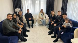 Albay Yalınkılıç’tan Şehit Annesine anlamlı ziyaret