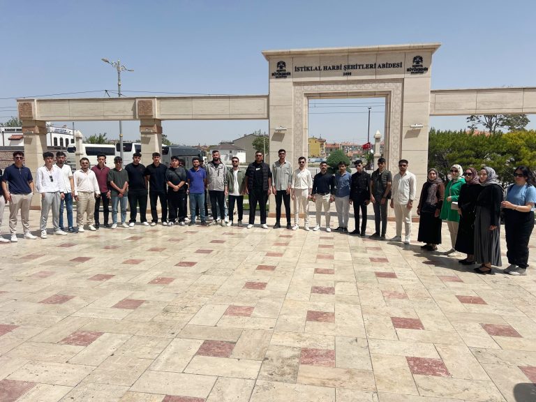 Alperenlerden Konya çıkarması