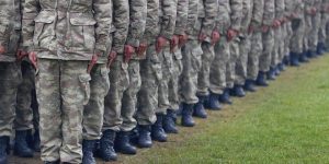 Askerlik süresi iddialarına yalanlama