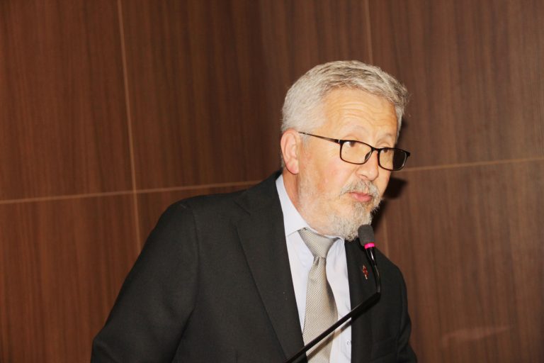 Yaşar: “Bir okulun kalbi öğretmendir”