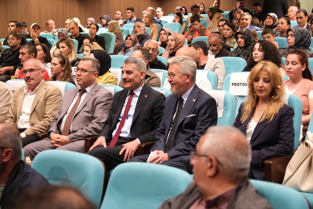 AYÇ’den yılsonu coşkusu