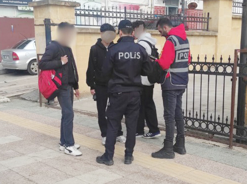 Okul çevrelerinde sıkı denetim