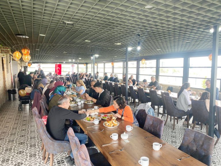 Eğitim-Bir-Sen’den Birlik Kahvaltısı