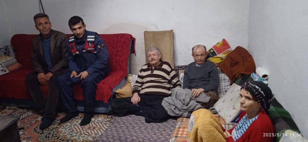 Jandarmadan anlamlı ziyaret