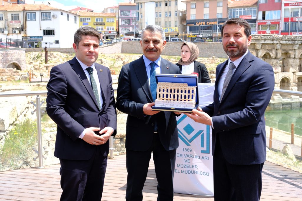 Sarıkaya’da Tarihle Sanat buluştu