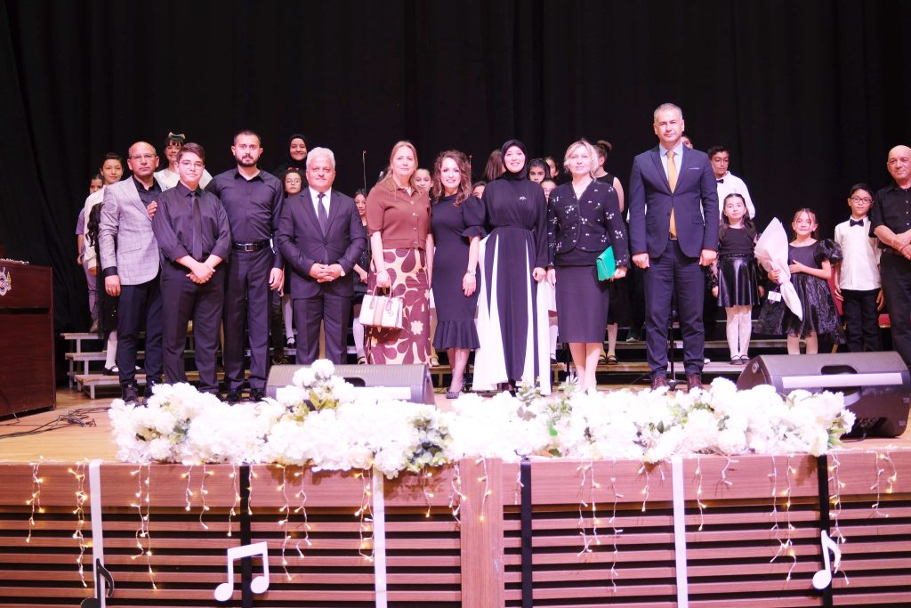 Nağmelerle dolu yıl sonu konseri