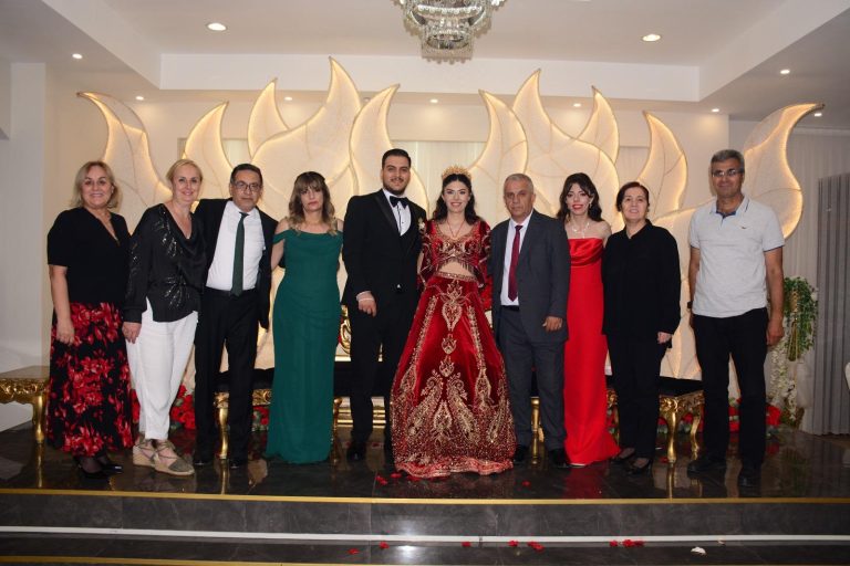 Karakaş ve Özyiğit ailelerinin mutlu günü