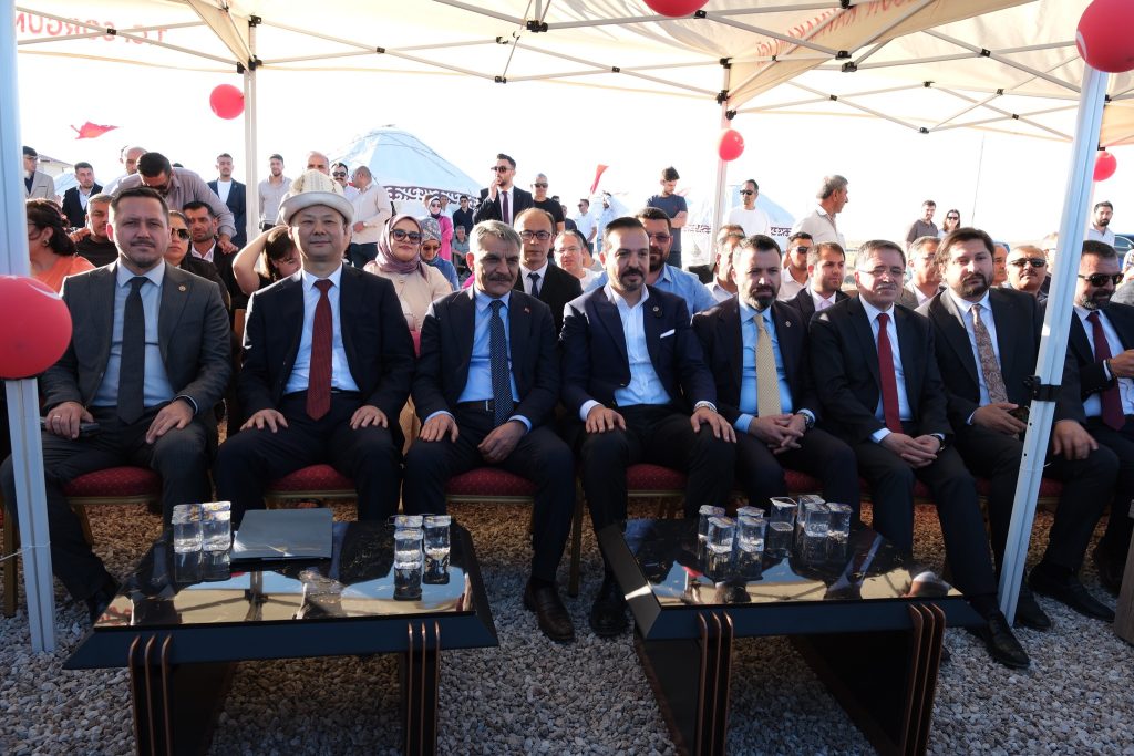 Yenifakılı’da Kırgız-Türk kardeşliği festivale yansıdı